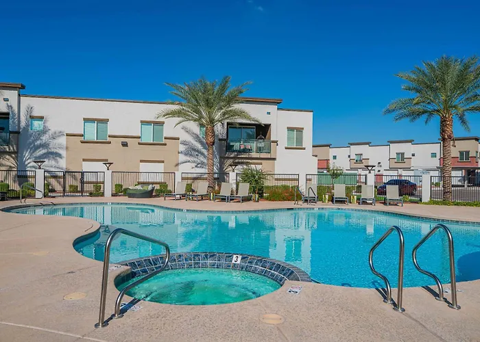 Game Day Ready Balcony Pool Gym Parking Wd *