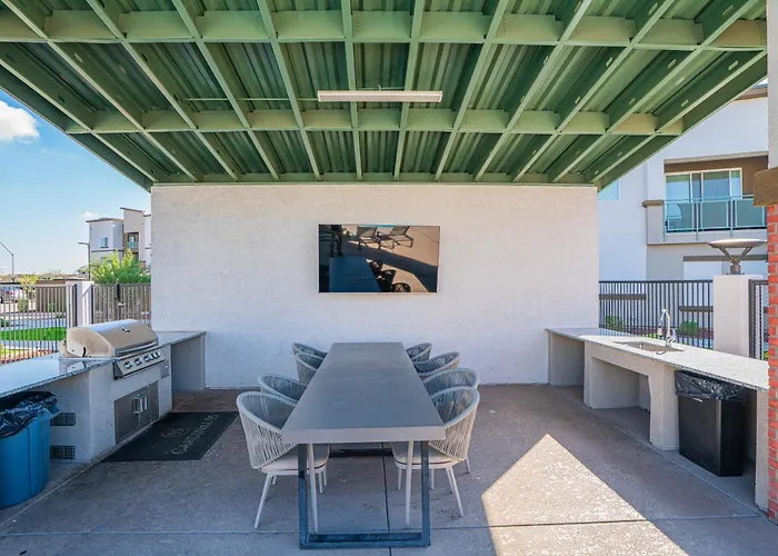 Game Day Ready Balcony Pool Gym Parking Wd *